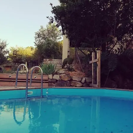 For 6 People With Jacuzzi And Heated Pool *